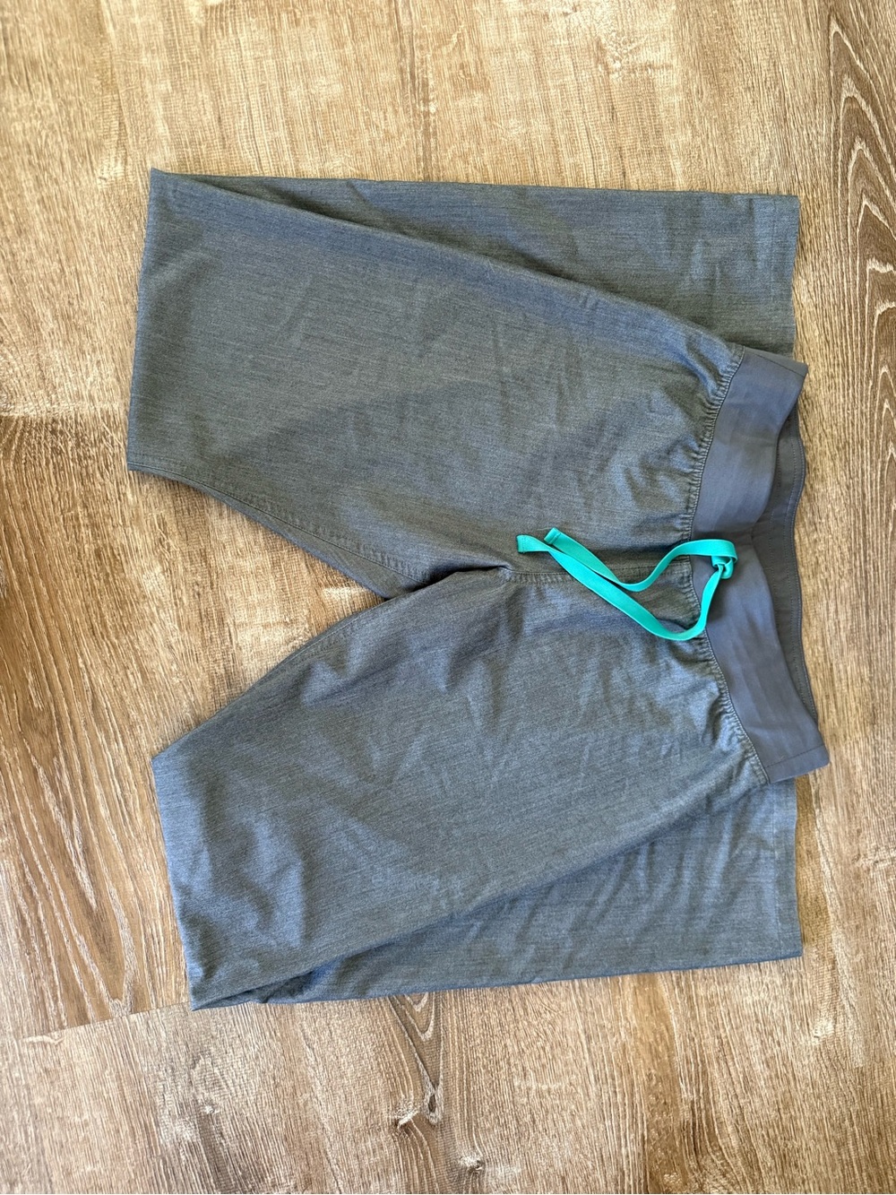 FIGS Graphite Scrub Pants